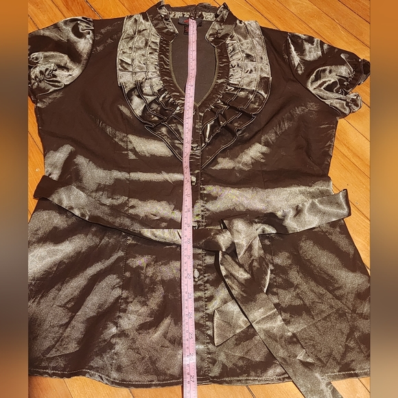 Olive green ruffle silky blouse - Picture 6 of 6